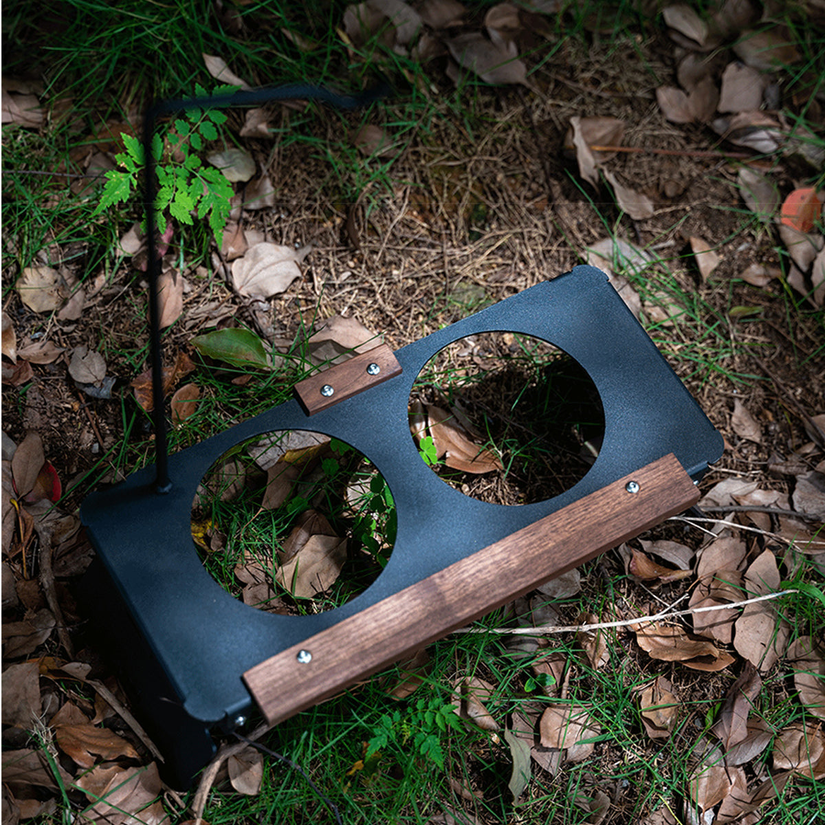 Outdoor-Style Dog Bowl with Stand Anti-Tip & Portable - FriskFable - friskfable
